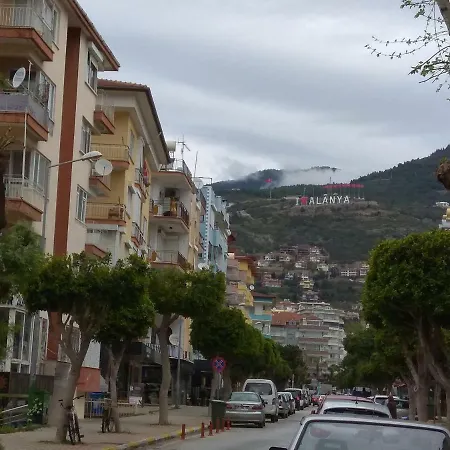 דירה Manolya Apartment. Alanya, Center