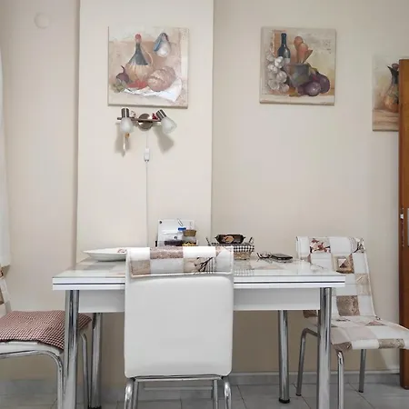 Manolya Apartment. Alanya, Center